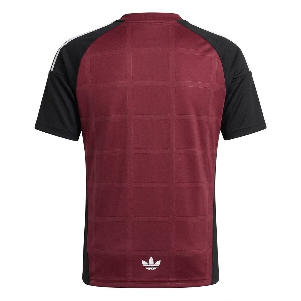 Italy 2026 red goalkeeper shirt back view