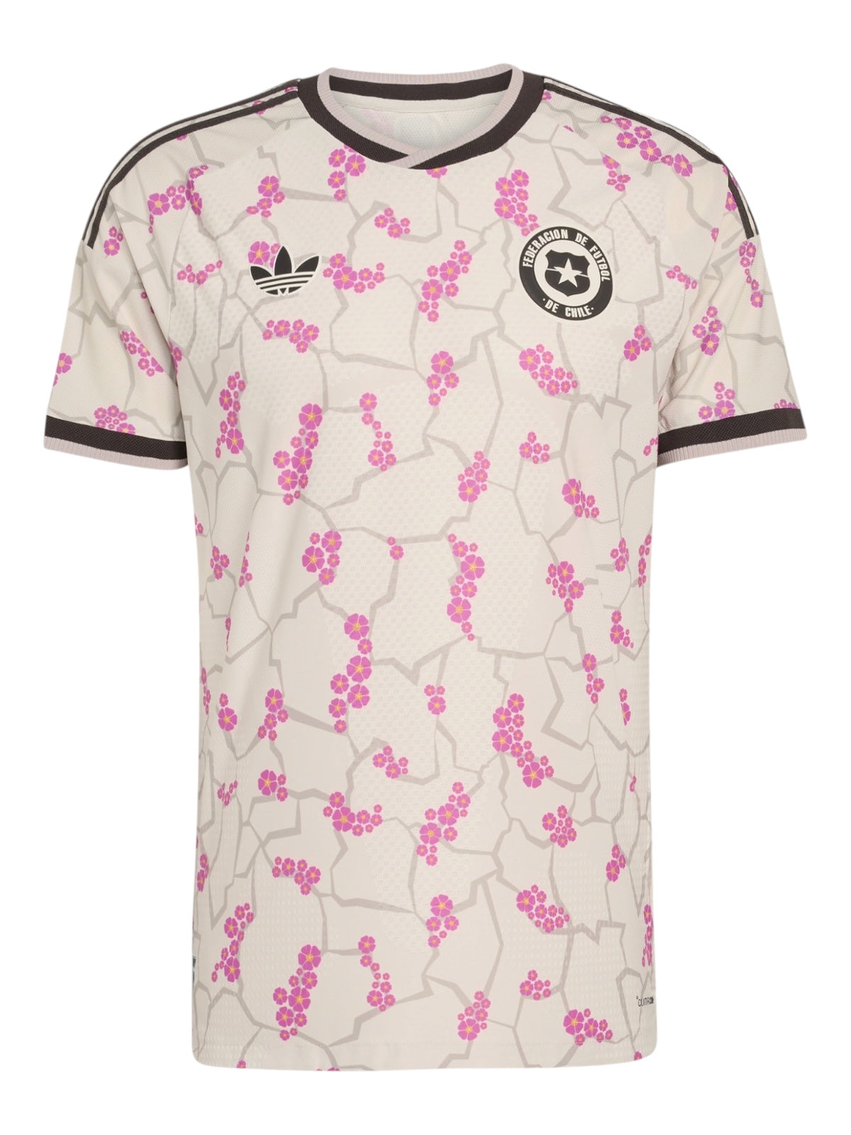 Chile 2026 away shirt front, cream with pink pattern