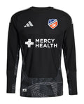 FC Cincinnati 2026 black goalkeeper shirt front with grey patterned hem
